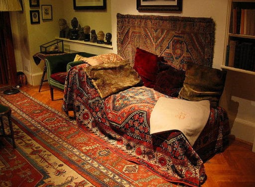 freud couch